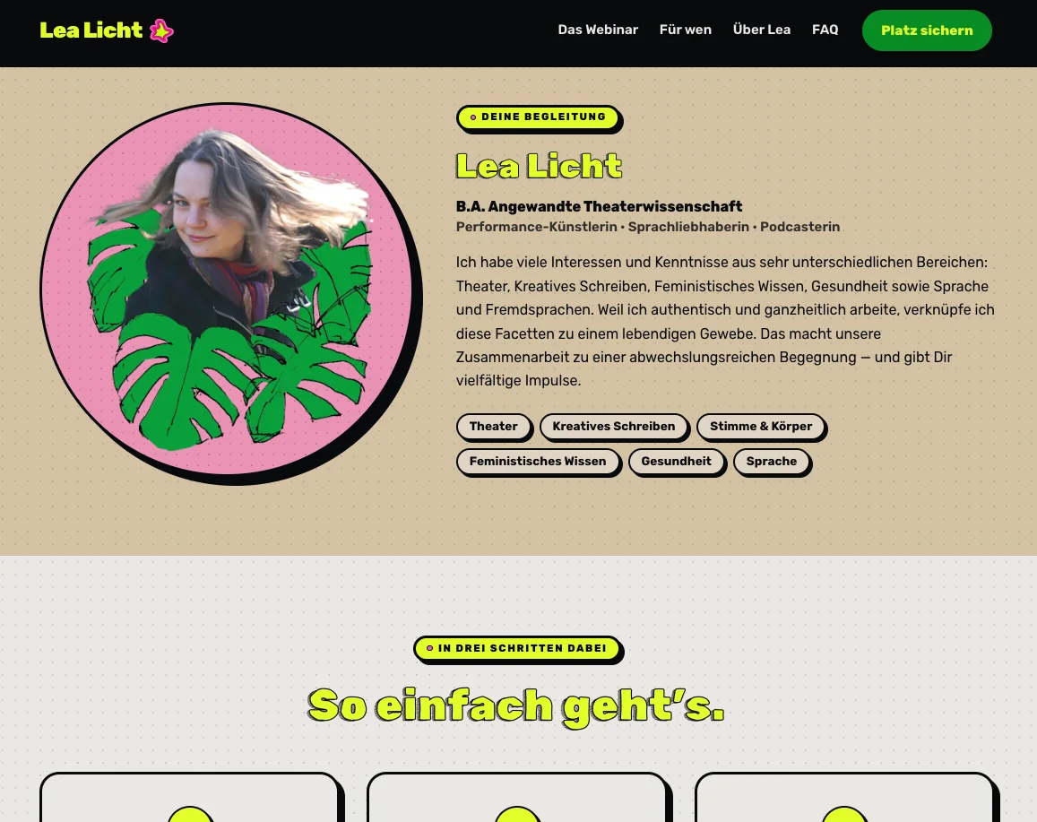 Landingpage-Abschnitt „Über Lea“ — Porträt von Lea Licht mit Monstera im Kreis, Kurzvita und Themen-Tags wie Theater, Kreatives Schreiben und Sprache